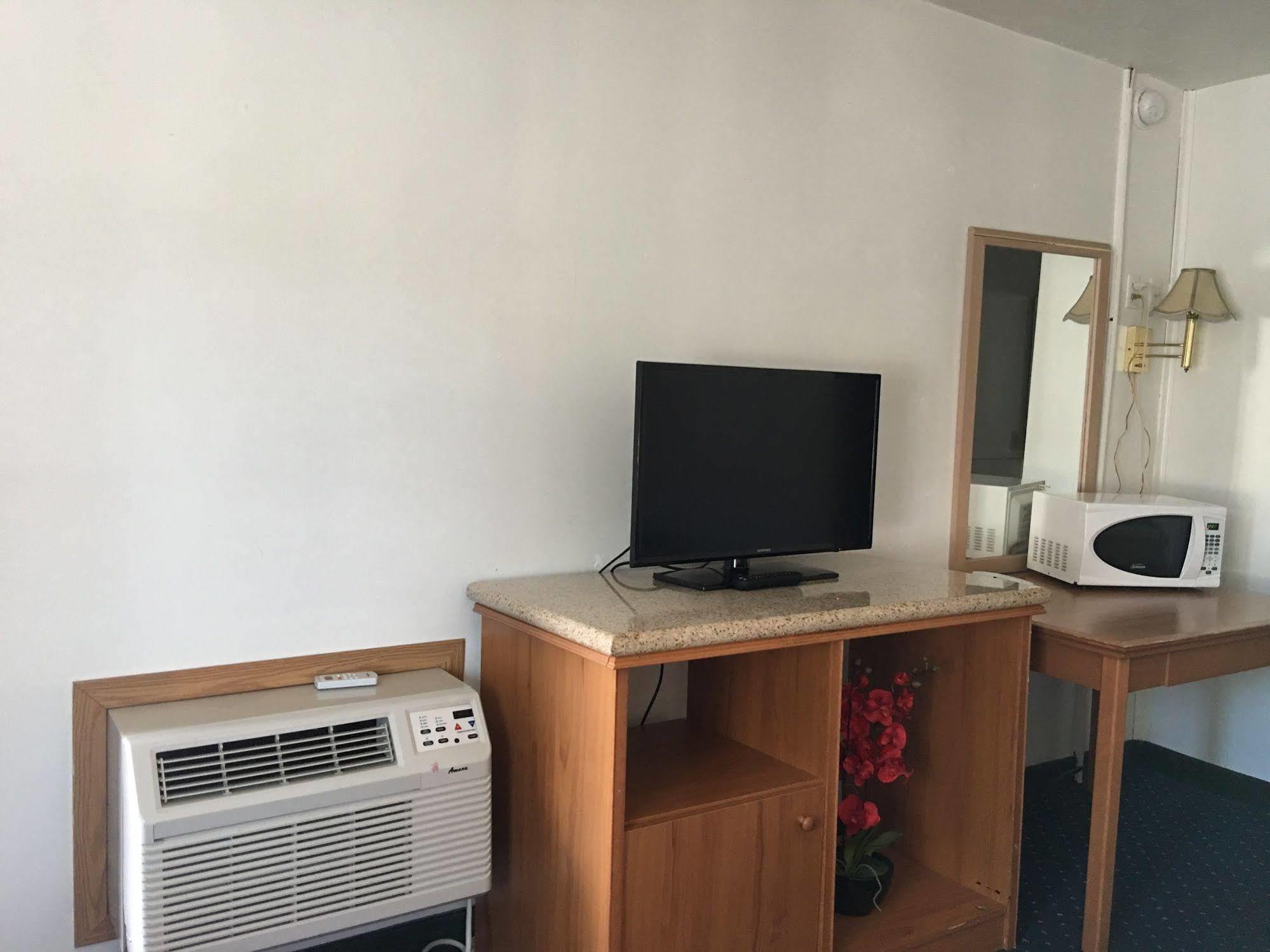 Beaverton Budget Inn Екстериор снимка