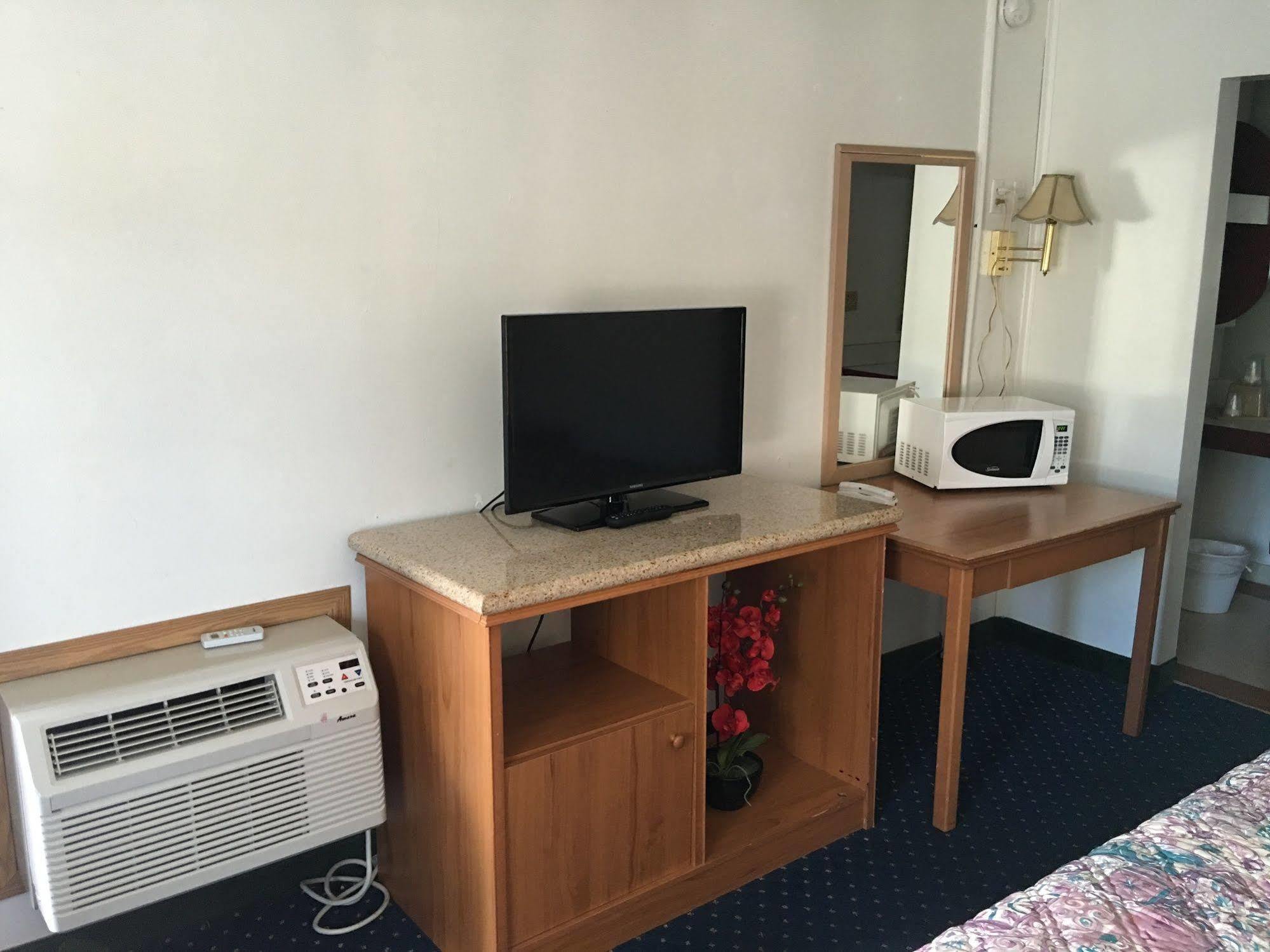 Beaverton Budget Inn Екстериор снимка